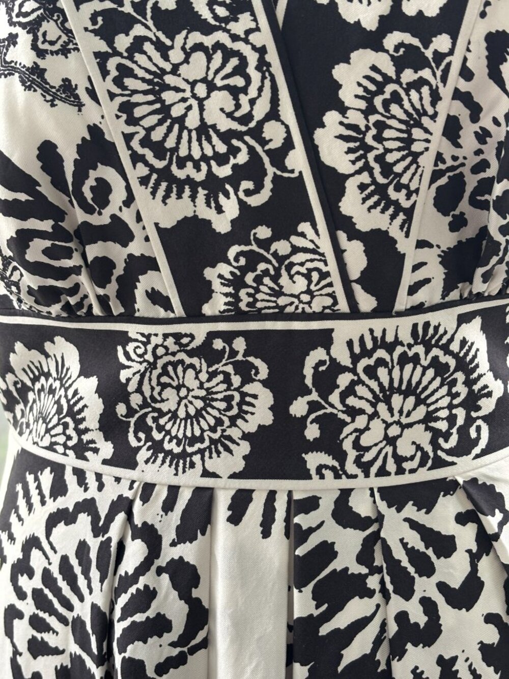 White House Black Market Damask Silk Halter Midi Dress Size 6 Like New - Picture 3 of 6